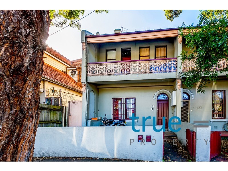 2/92 Swanson Street, Erskineville NSW 2043