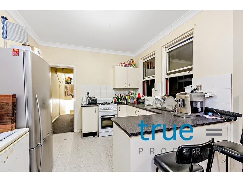2/92 Swanson Street, Erskineville NSW 2043