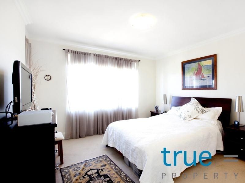 42/5 Woodlands Avenue, Breakfast Point NSW 2137