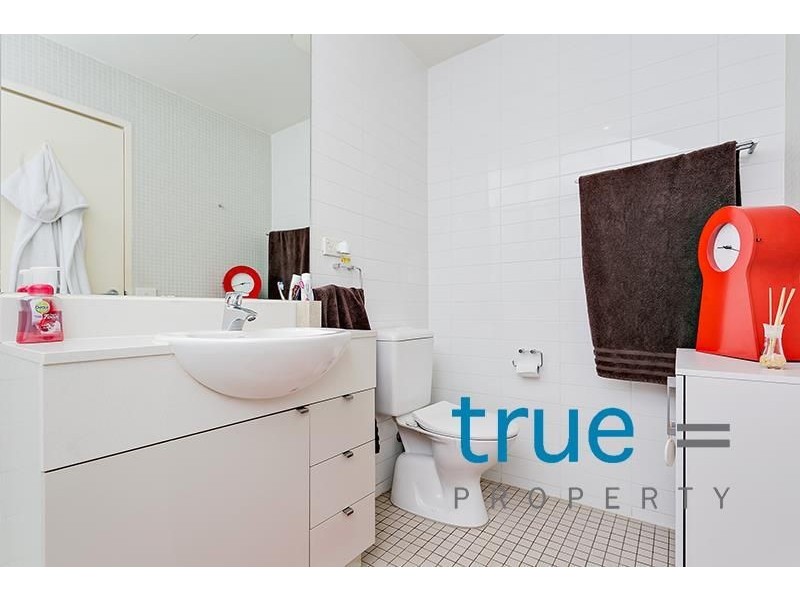 25 Bennelong Road, Wentworth Point NSW 2127