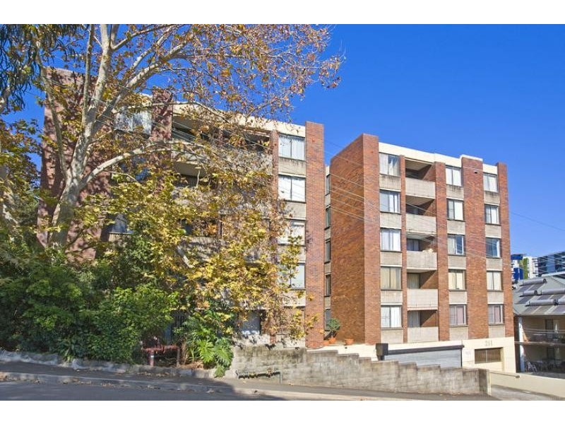 1/211 Wigram Road, Forest Lodge NSW 2037