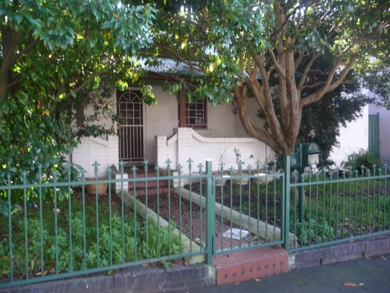 12 Albert Street, Erskineville NSW 2043