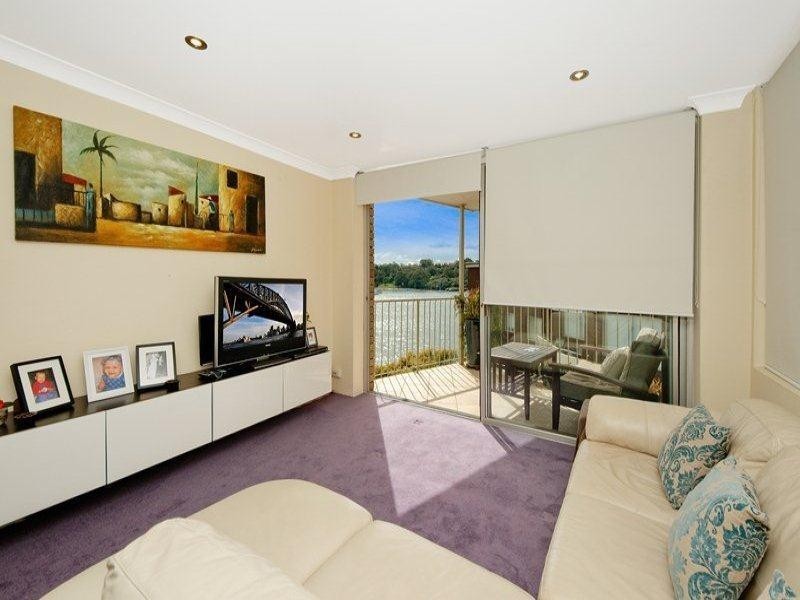 317/9 Bortfield Drive, Chiswick NSW 2046