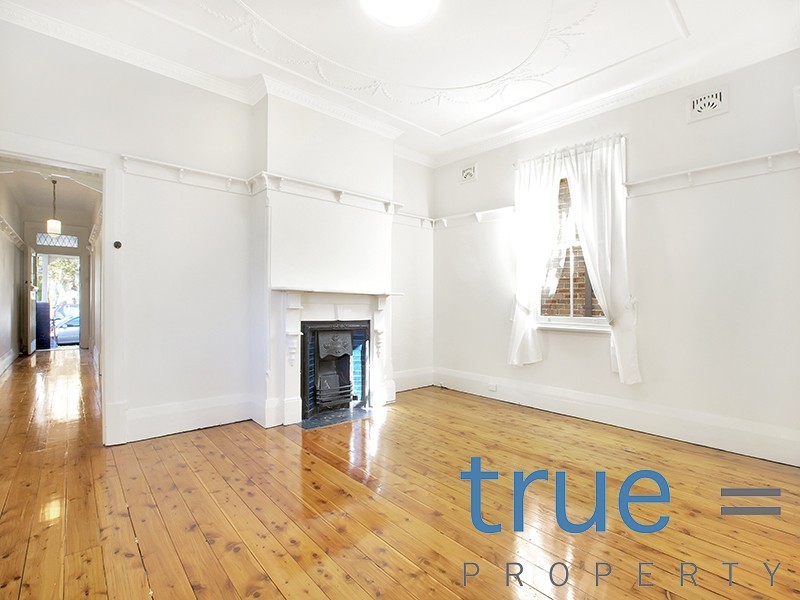 32A  Morton Avenue, Lewisham NSW 2049