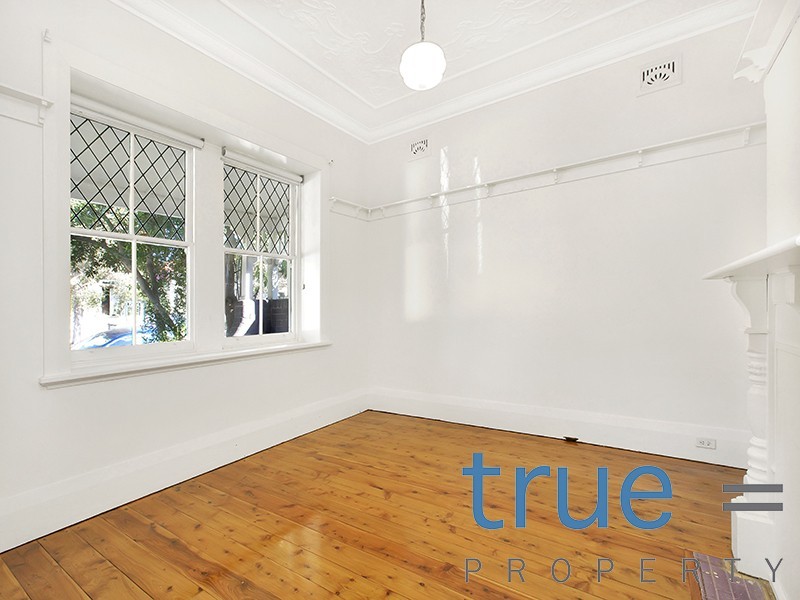 32A  Morton Avenue, Lewisham NSW 2049