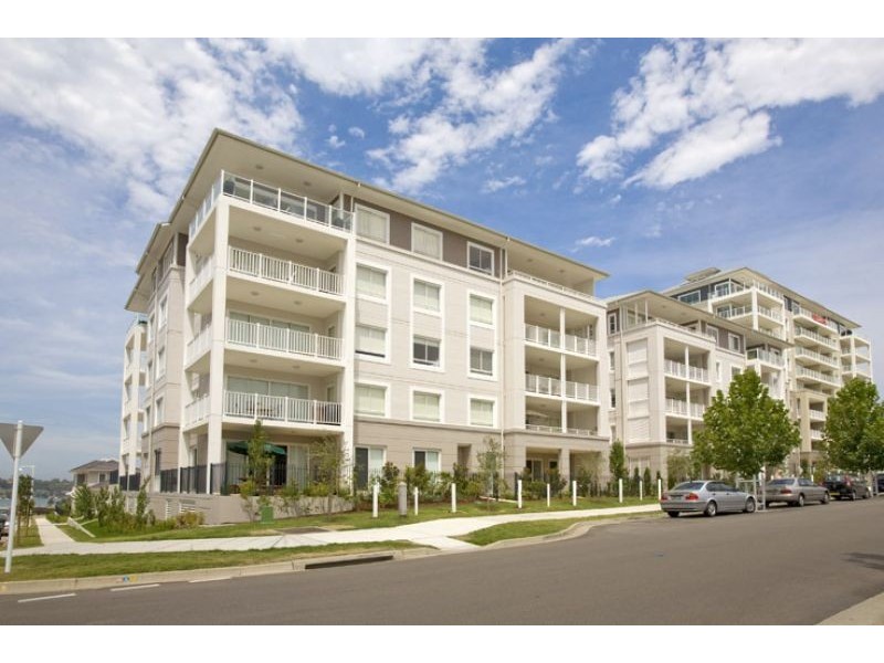 32/1 Juniper Drive, Breakfast Point NSW 2137