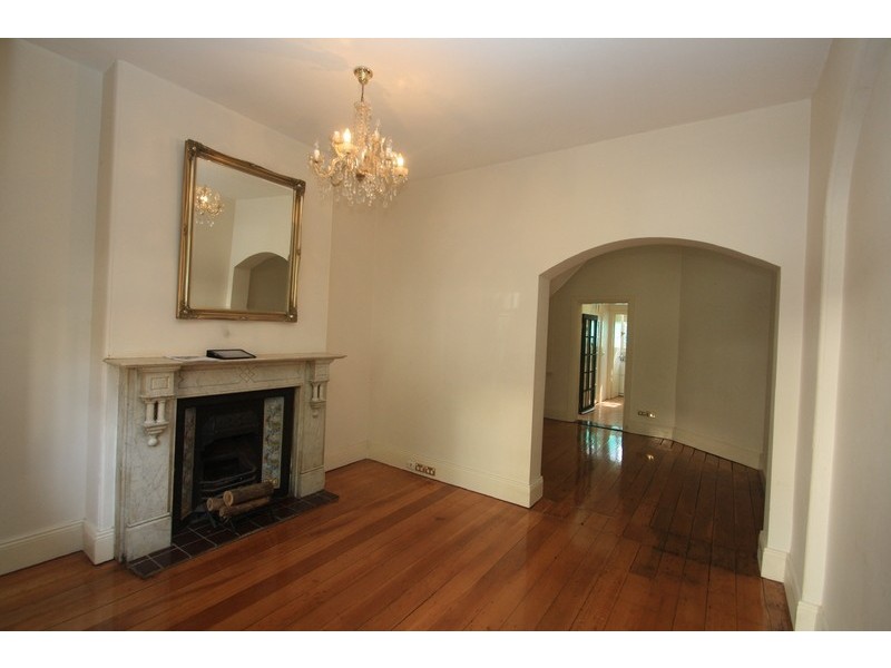 4 Thomas Street, Darlington NSW 2008