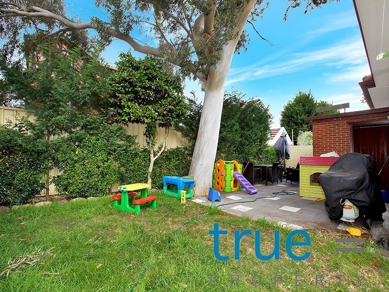 16 Duchess Avenue, Rodd Point NSW 2046