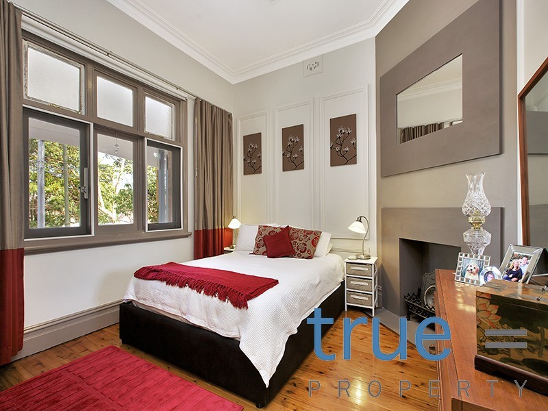 10 Connecticut Avenue, Five Dock NSW 2046