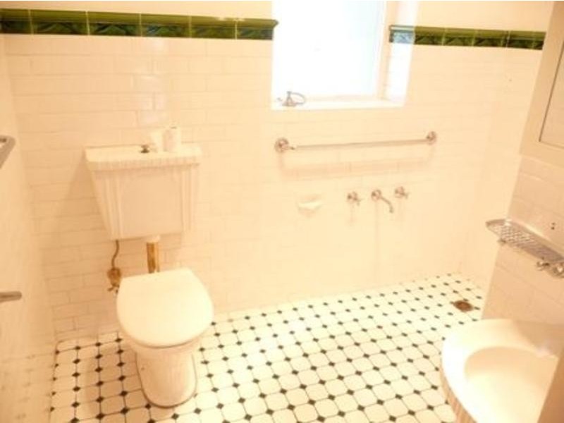 4 Archbold Road, Roseville NSW 2069