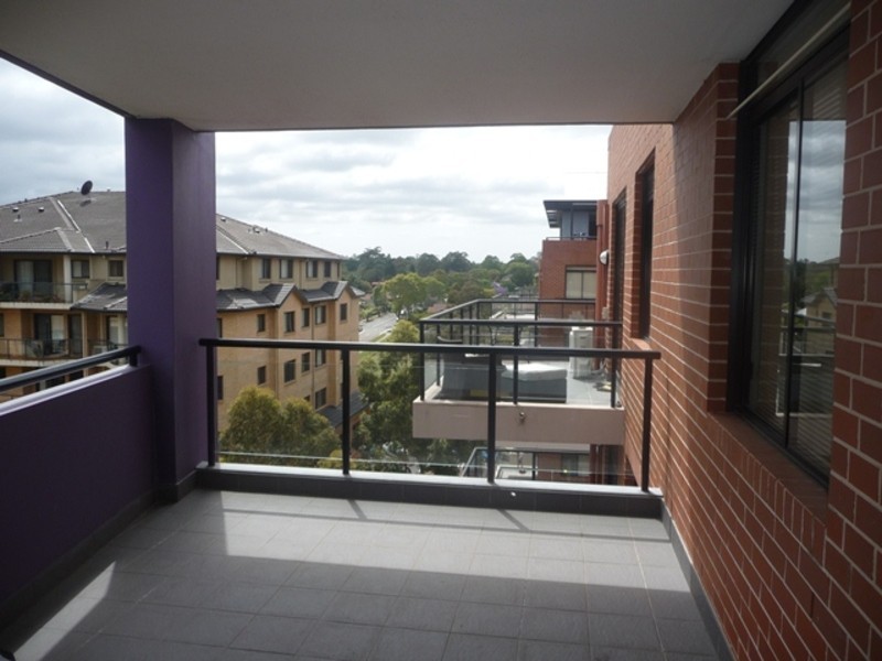 2705/32-36 Orara Street, Waitara NSW 2077