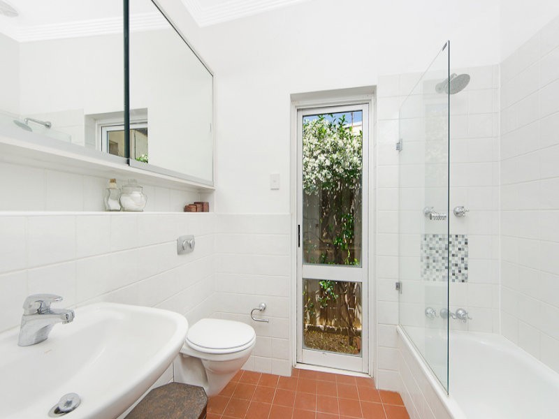 32 Gowrie Street, Newtown NSW 2042