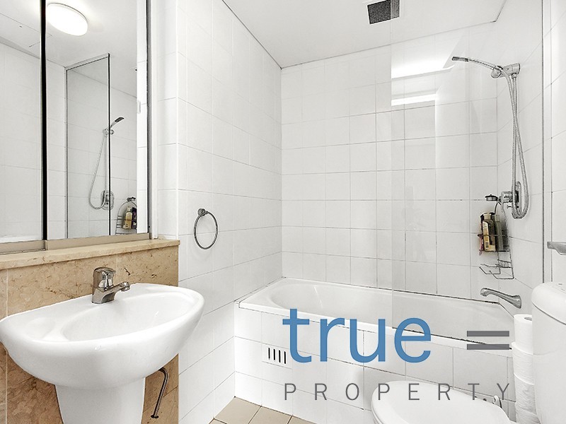 215E/138 Carillon Avenue, Newtown NSW 2042