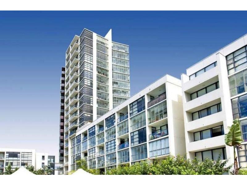 1702/221 Sydney Park Road, Erskineville NSW 2043