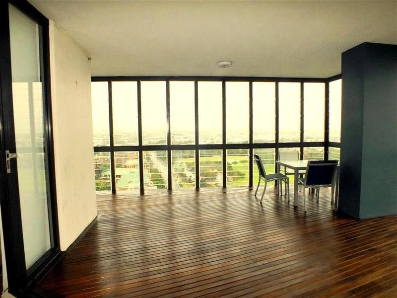 1702/221 Sydney Park Road, Erskineville NSW 2043