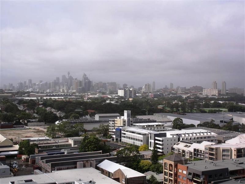 1702/221 Sydney Park Road, Erskineville NSW 2043