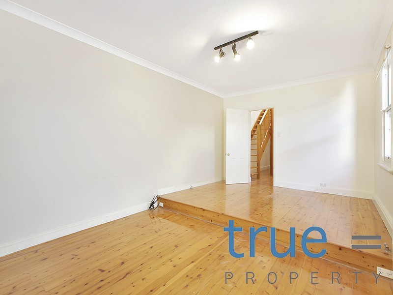 3 Pine Street, Newtown NSW 2042