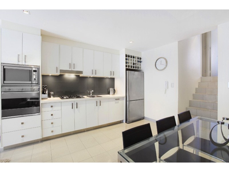 42/32-42 Rosehill Street, Redfern NSW 2016