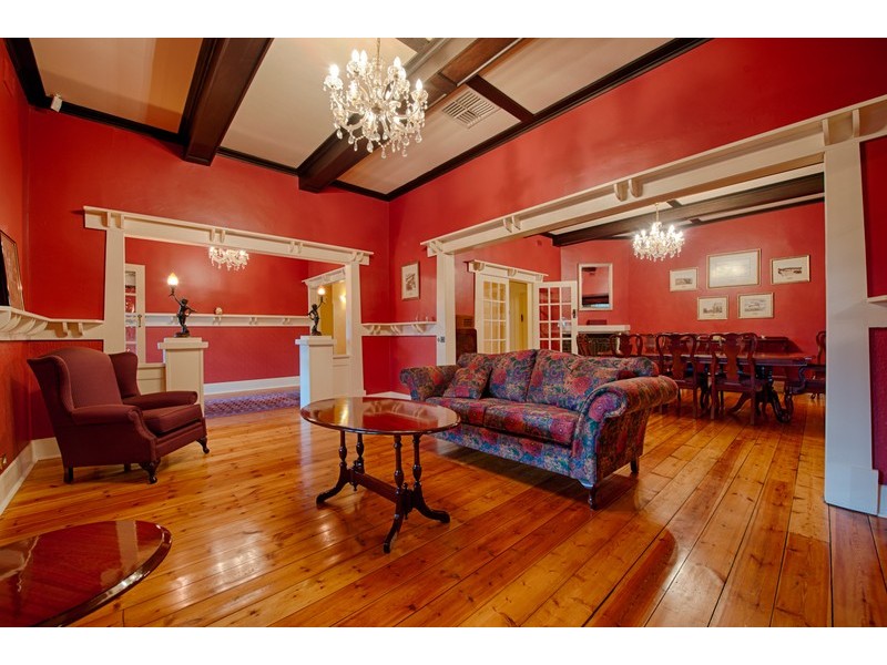 153 Shepherds Hill Road, Eden Hills SA 5050