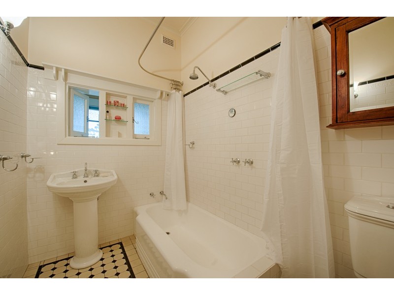 153 Shepherds Hill Road, Eden Hills SA 5050