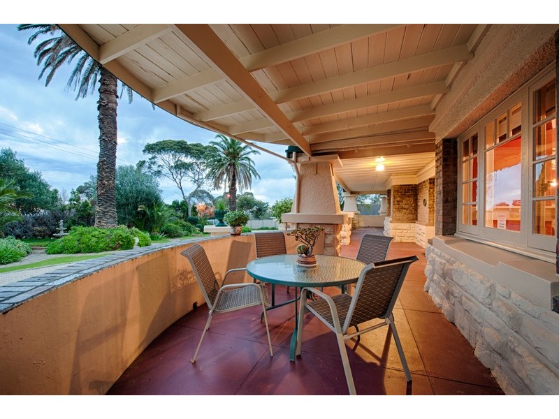 153 Shepherds Hill Road, Eden Hills SA 5050