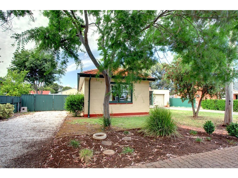 151 Avenue Road, Clarence Gardens SA 5039