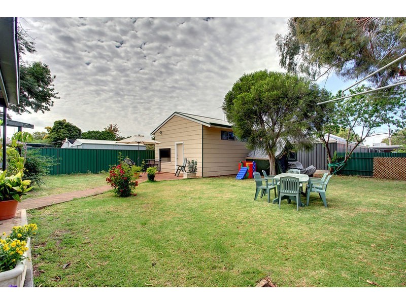 151 Avenue Road, Clarence Gardens SA 5039