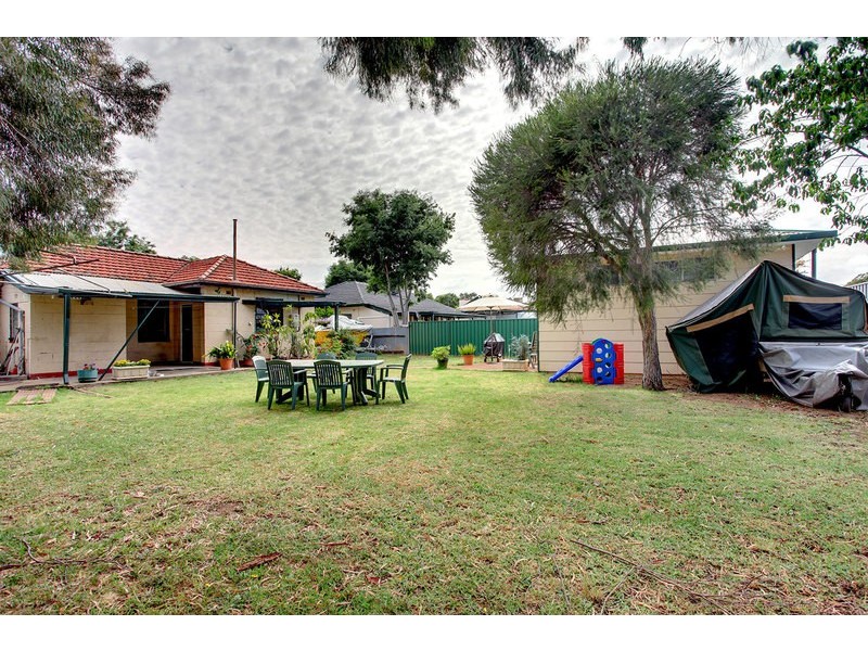 151 Avenue Road, Clarence Gardens SA 5039