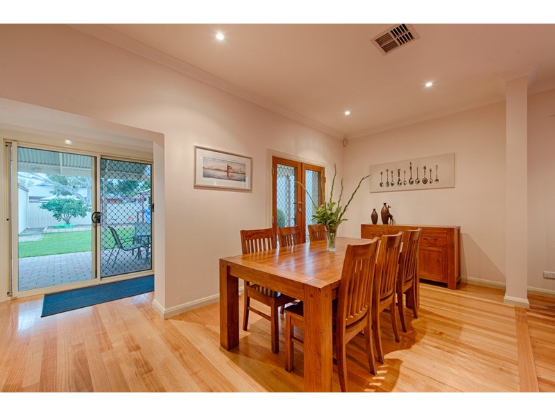 16 Chamberlain Avenue, Clarence Gardens SA 5039