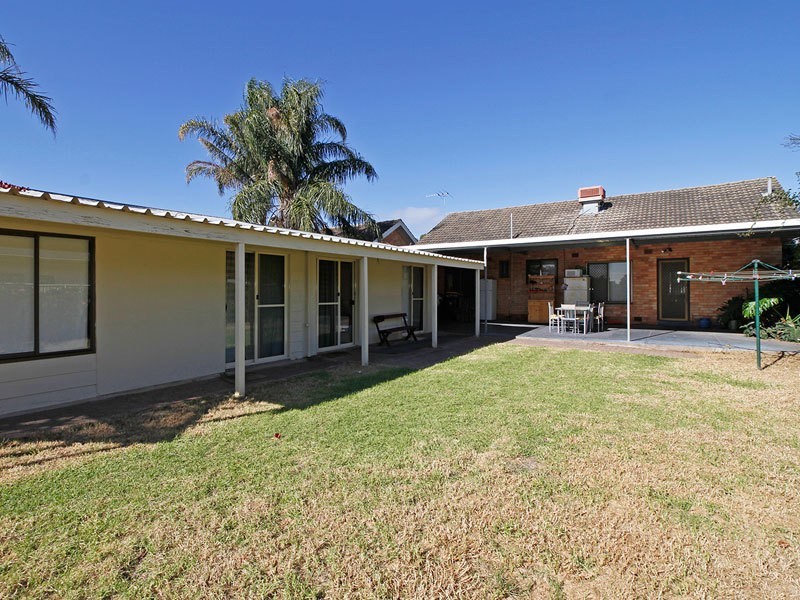 5 Parkwood Grove, Mitchell Park SA 5043