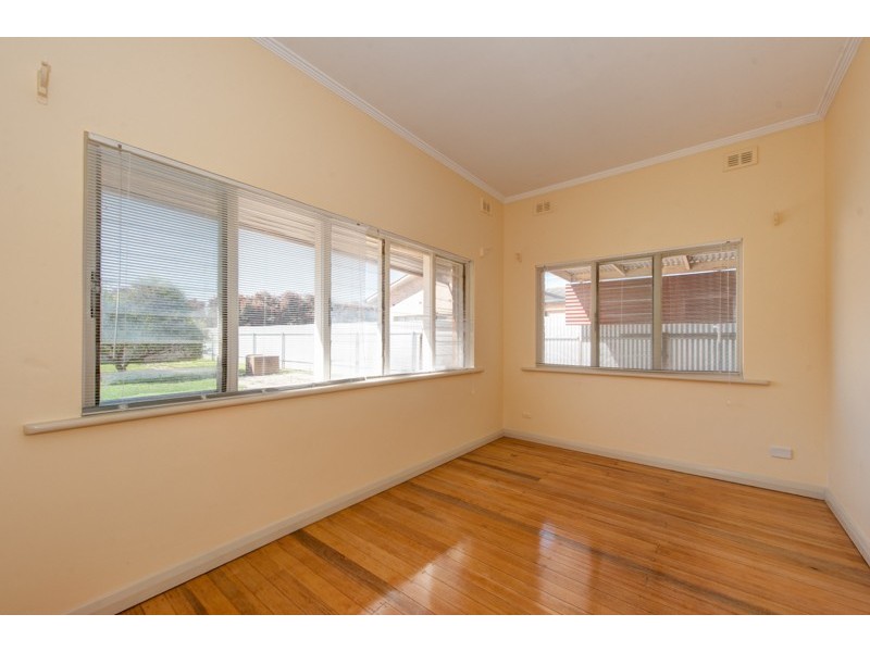 148 Avenue Road, Clarence Gardens SA 5039