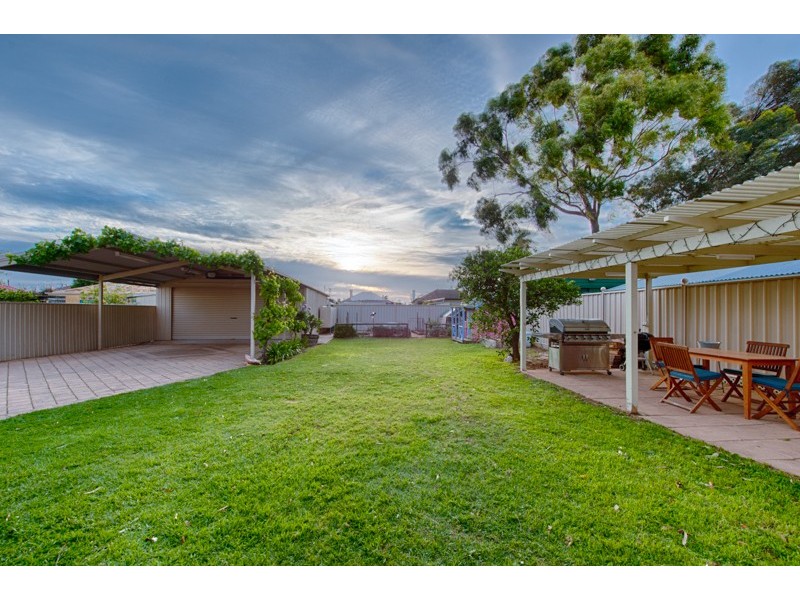 13 Day Avenue, Broadview SA 5083