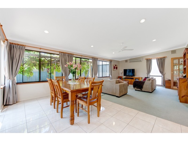 6 Wainwright Street, Clarence Gardens SA 5039