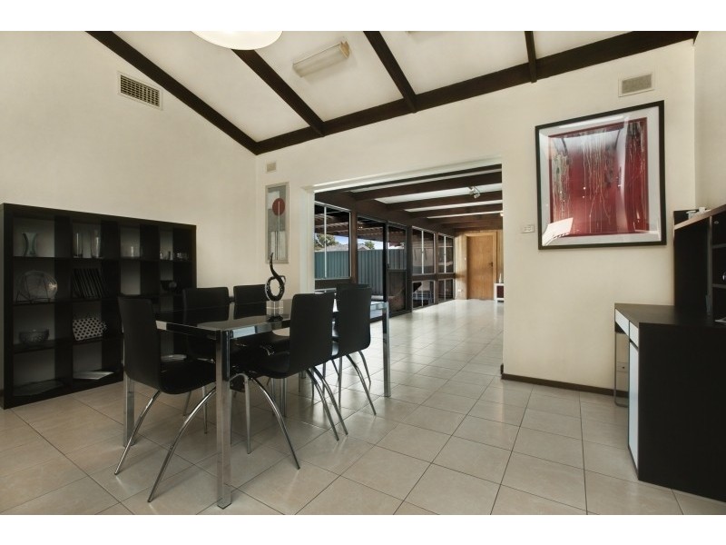 18 Stanford Crescent, Fulham Gardens SA 5024