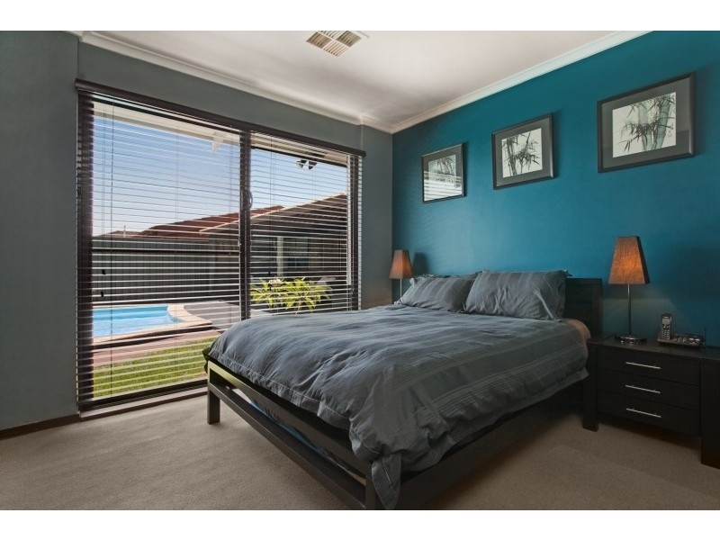 18 Stanford Crescent, Fulham Gardens SA 5024