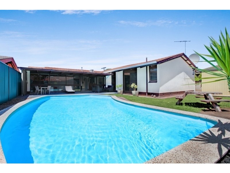 18 Stanford Crescent, Fulham Gardens SA 5024