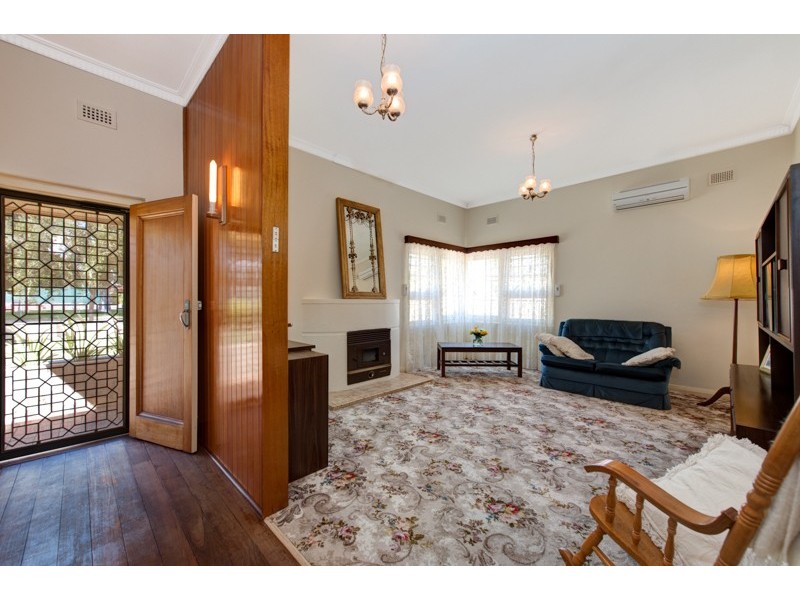 1 Lockhart Terrace, Edwardstown SA 5039