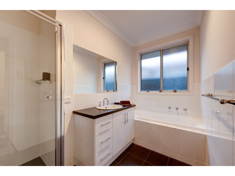 52 Wattlebird Drive, Burton SA 5110