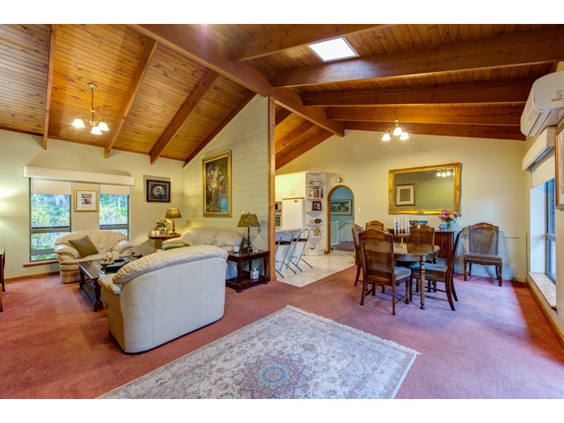 27 Charlick Road, Crafers West SA 5152