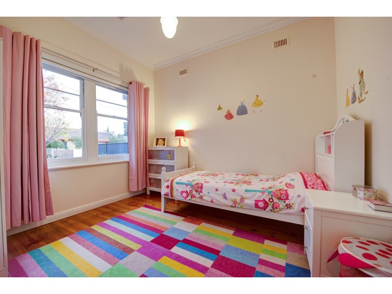 77 Gladys Street, Clarence Gardens SA 5039