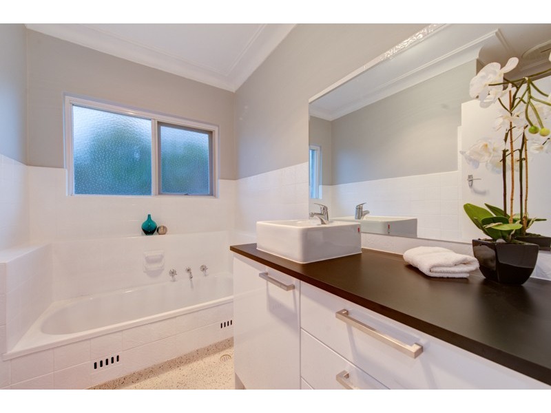 10 Columbine Avenue, West Lakes Shore SA 5020