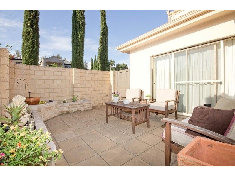 1 Alexandrina Walk, Mawson Lakes SA 5095