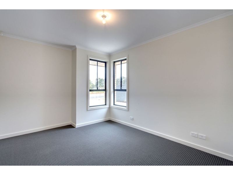 4D Mavros Road, Elizabeth Downs SA 5113