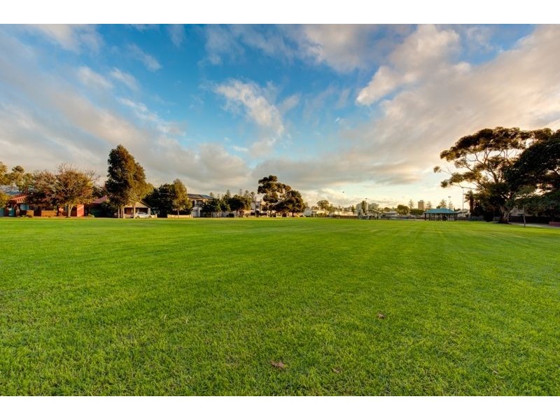 2/12 Darwin Street, Glenelg North SA 5045