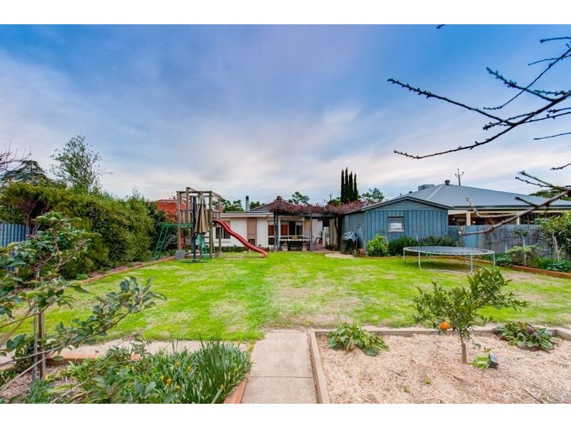 11 Arthur Street, Clarence Gardens SA 5039
