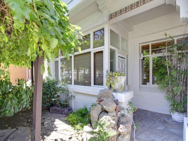 20A Colley Terrace, Glenelg SA 5045