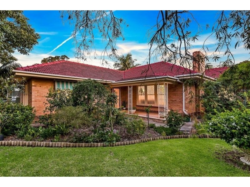 130 Caulfield Avenue, Clarence Gardens SA 5039