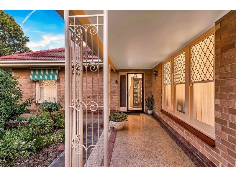 130 Caulfield Avenue, Clarence Gardens SA 5039