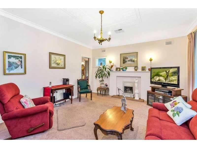 130 Caulfield Avenue, Clarence Gardens SA 5039