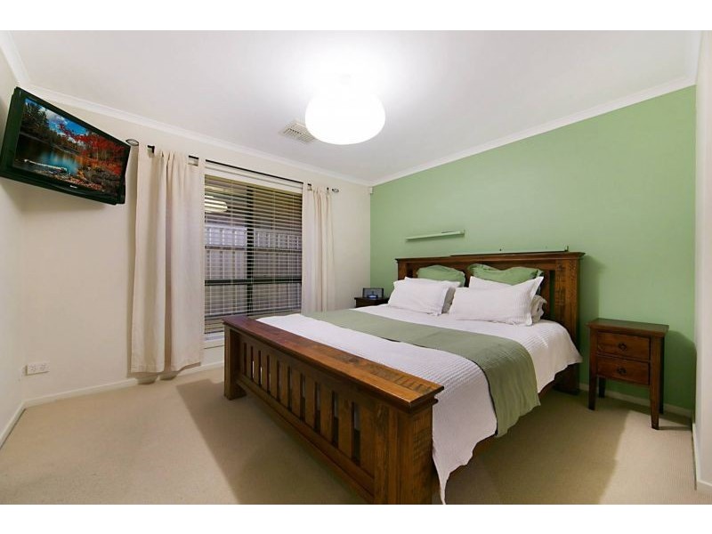 8 Peppertree Court, Parafield Gardens SA 5107